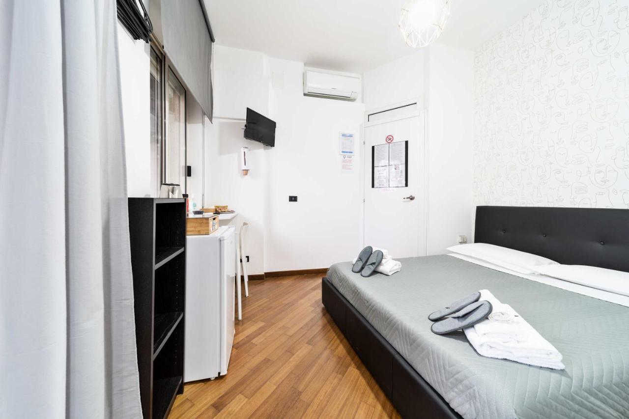 Dante 138 Class Rooms & Apartments Bari Bagian luar foto