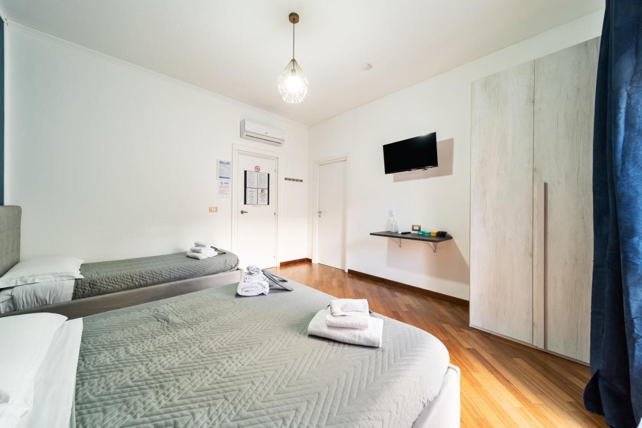 Dante 138 Class Rooms & Apartments Bari Bagian luar foto